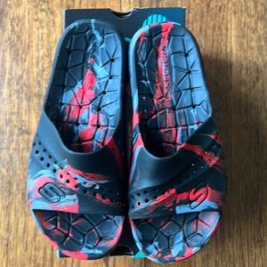 Sketchers Foamies lightweight molded comfort, easy care, wear, water friendly